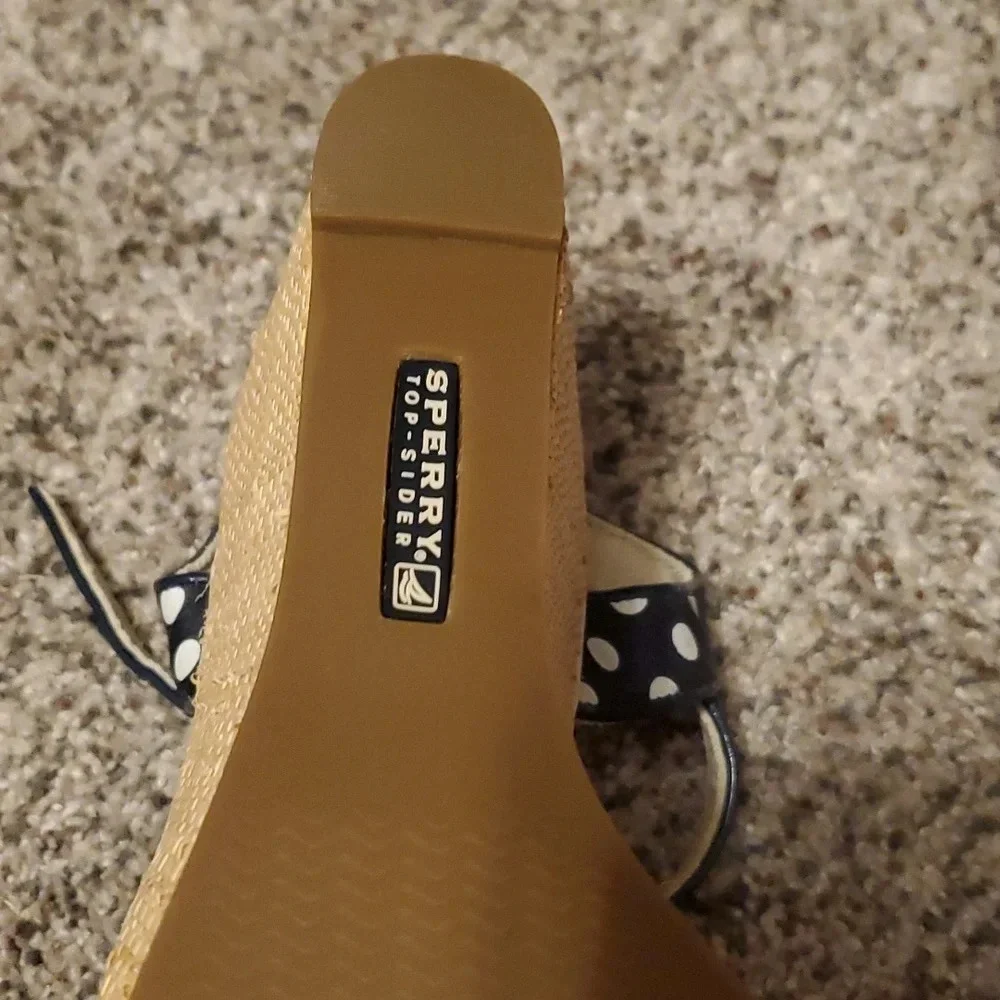 Sperry Polka-dot Sandals feature a blue & white polka dot design with rope bow